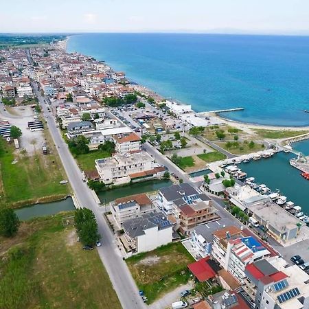 Apartmani Dedalus Paralía Buitenkant foto
