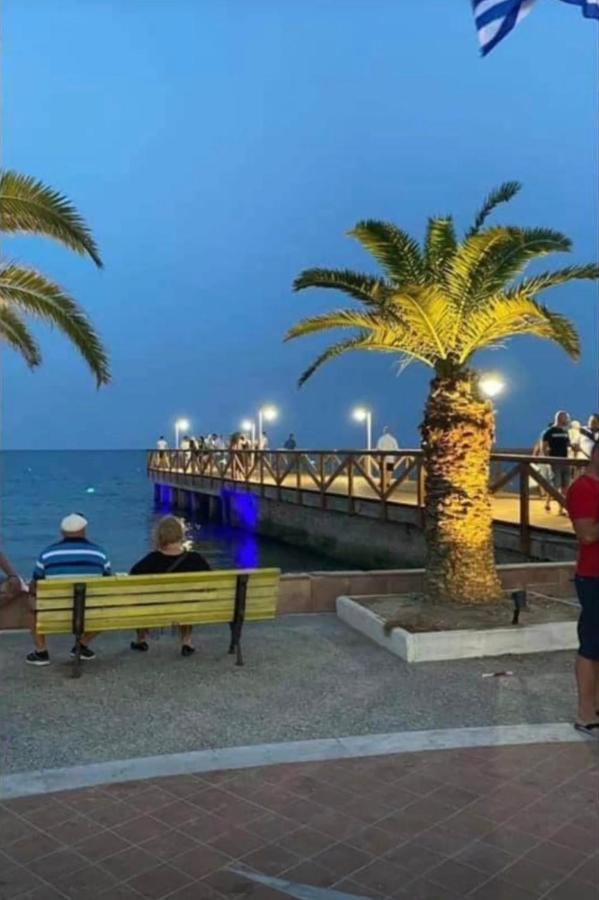Apartmani Dedalus Paralía Buitenkant foto