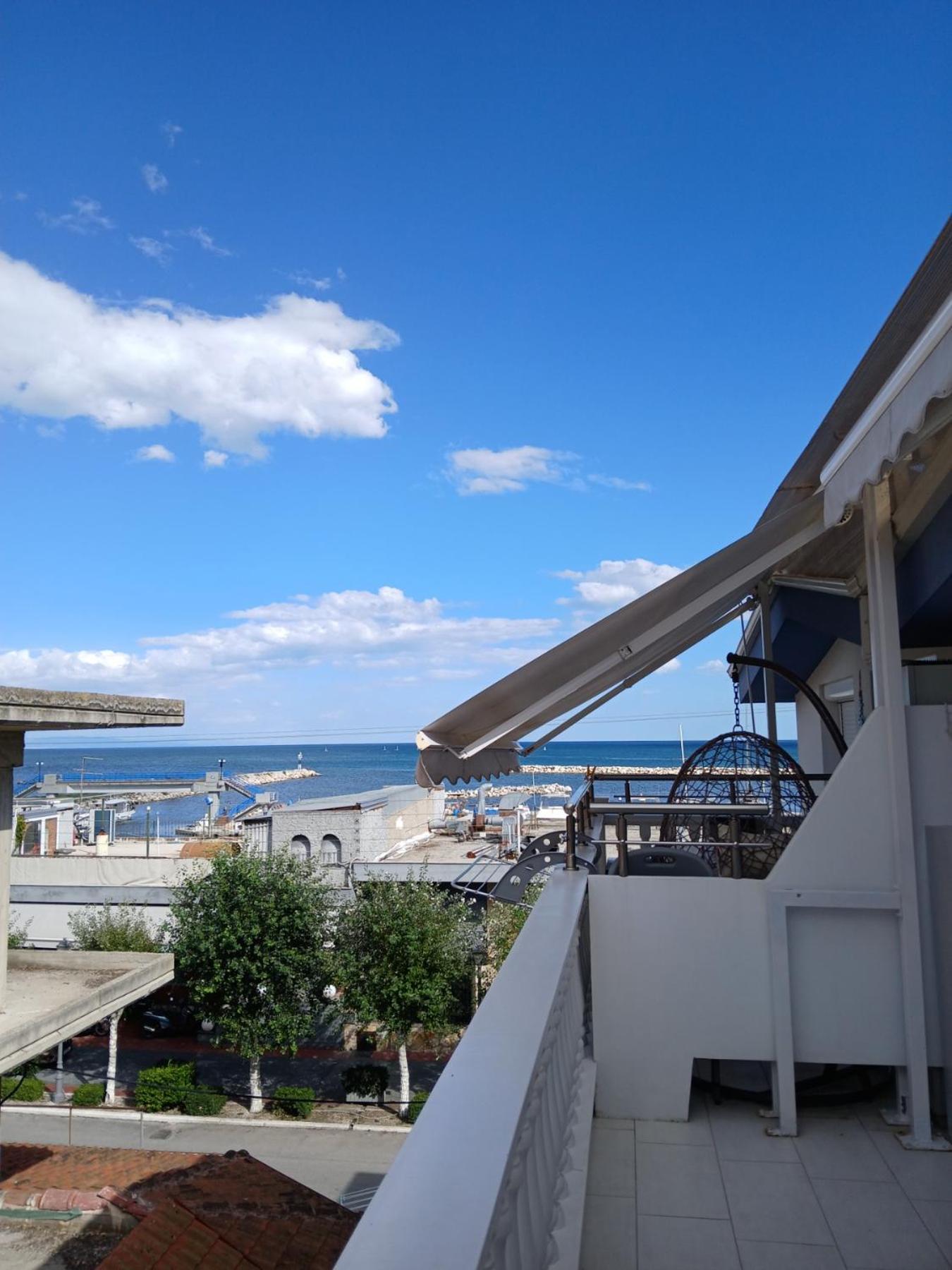 Apartmani Dedalus Paralía Buitenkant foto